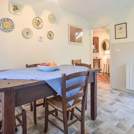 Holiday home Amazing In With House A Mountain View *